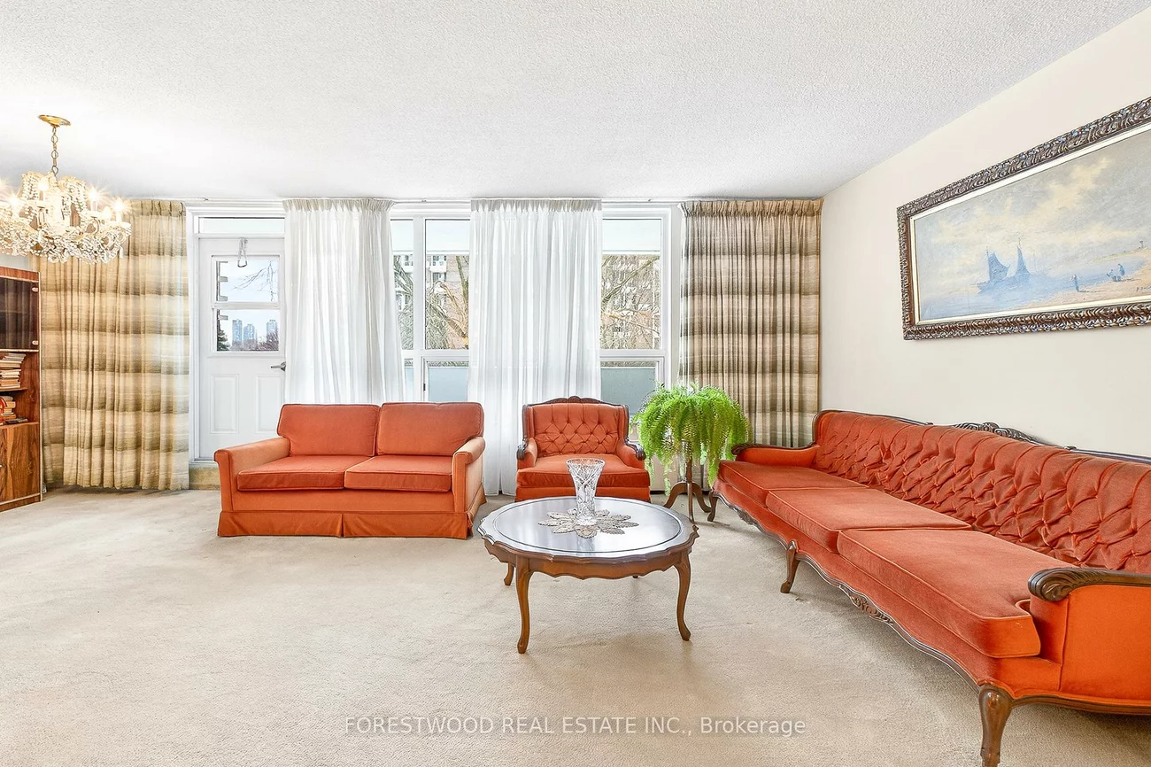 65, Southport, High Park-Swansea, Toronto