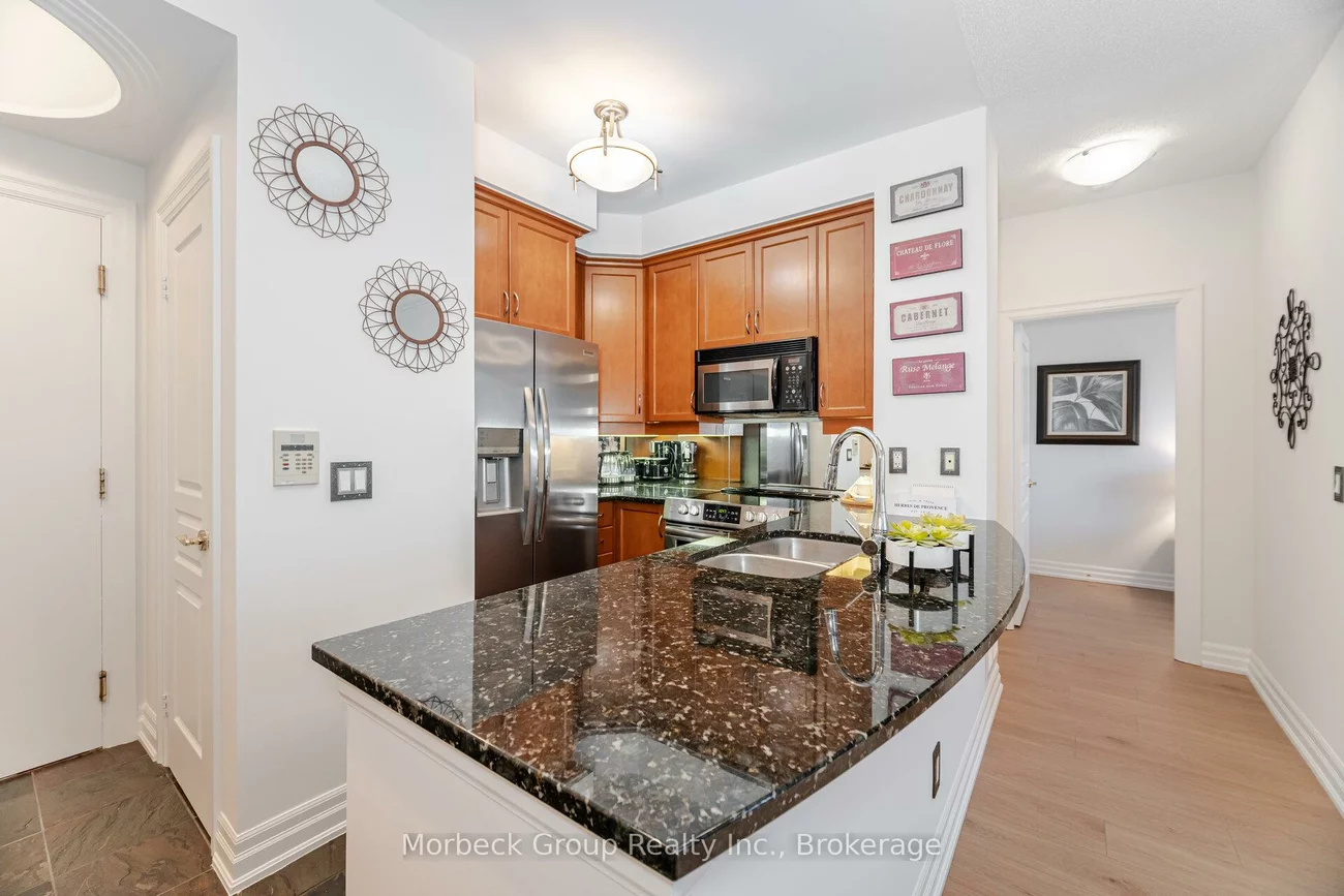 2083, Lake Shore, Mimico, Toronto