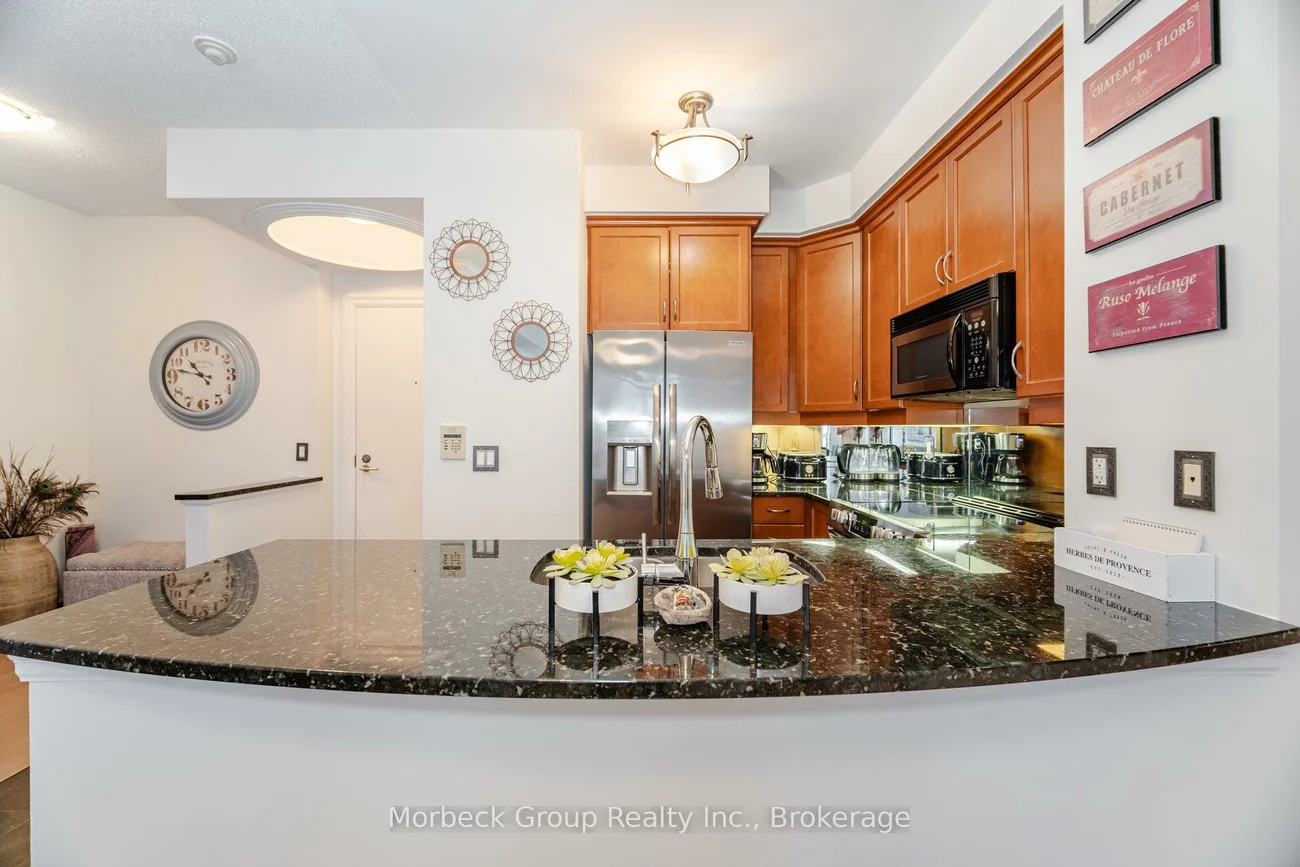 2083, Lake Shore, Mimico, Toronto