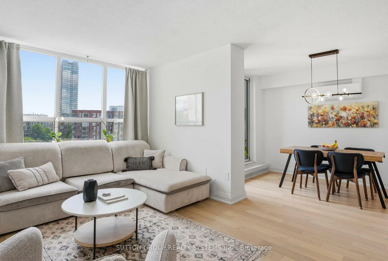 60, Southport, High Park-Swansea, Toronto