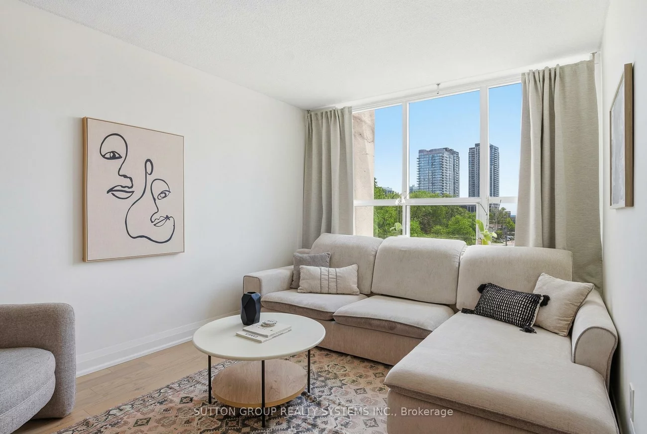 60, Southport, High Park-Swansea, Toronto