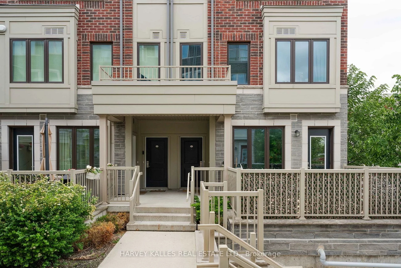 85, Eastwood Park, Long Branch, Toronto