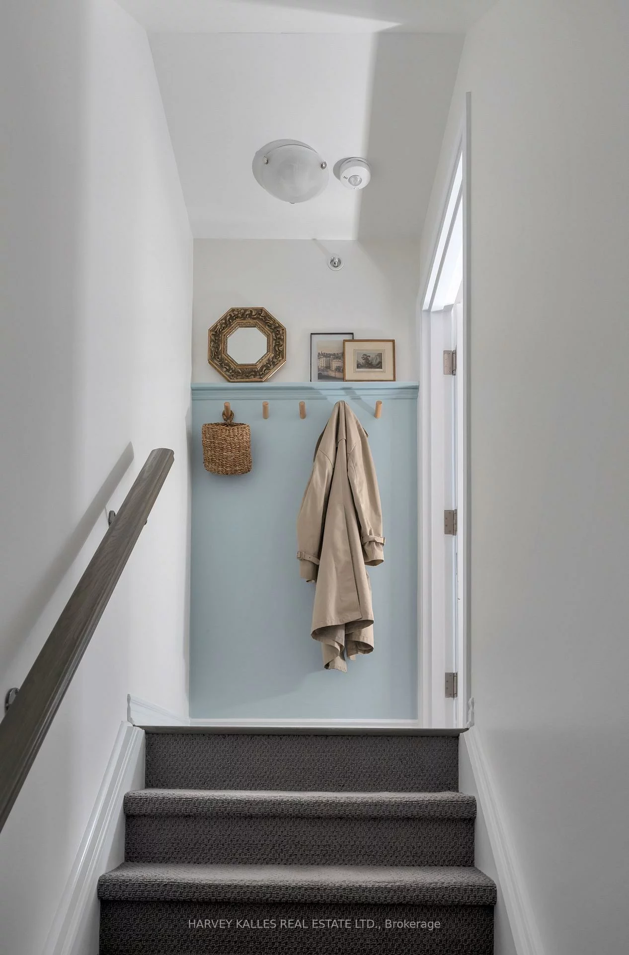 85, Eastwood Park, Long Branch, Toronto