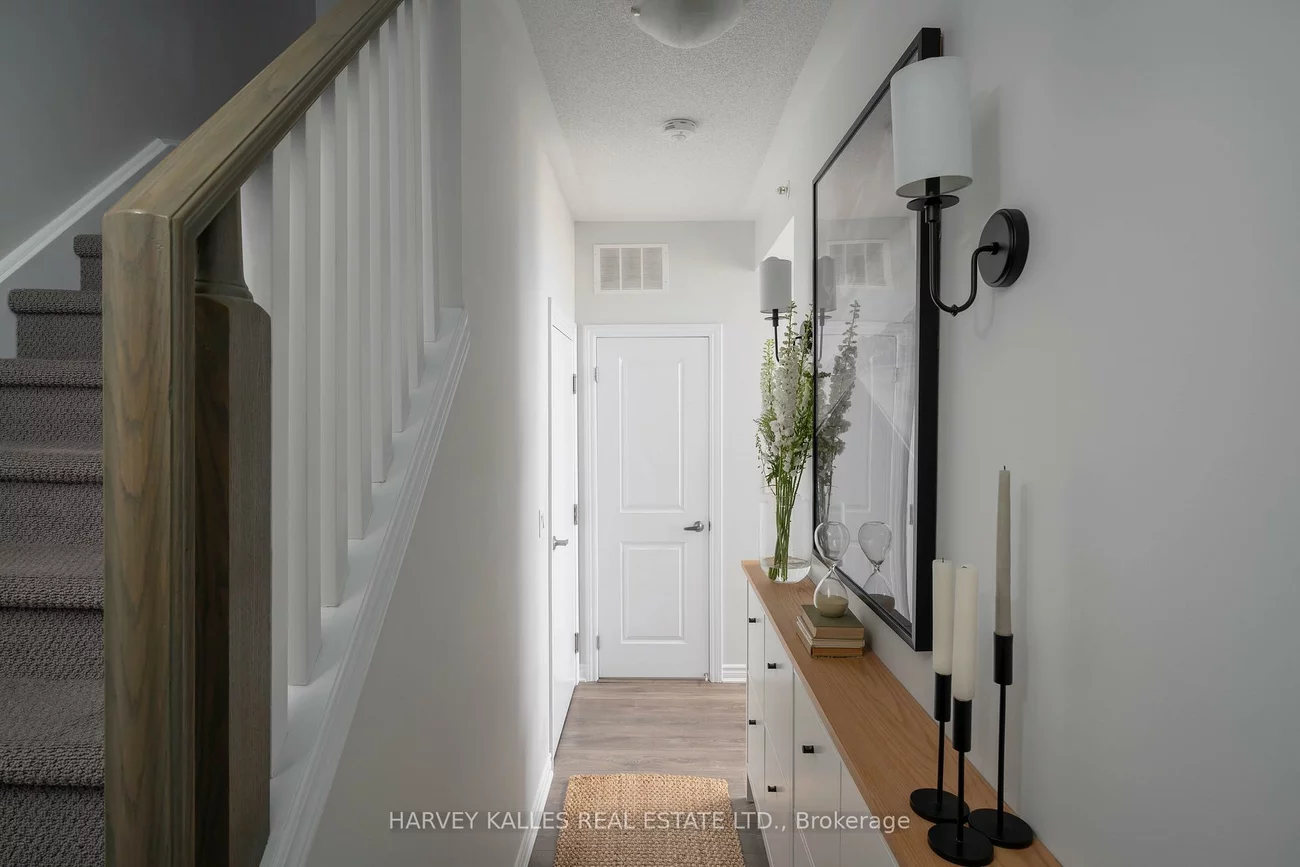 85, Eastwood Park, Long Branch, Toronto