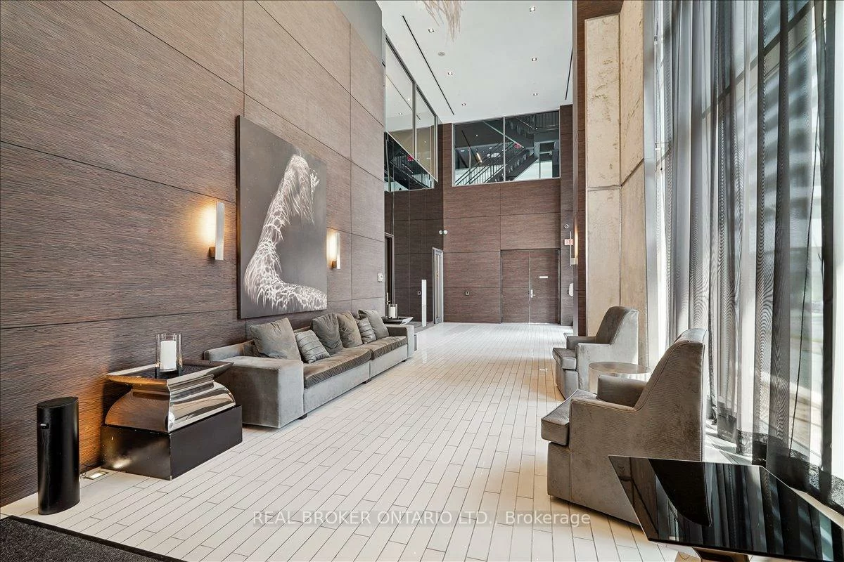 33, Shore Breeze, Mimico, Toronto