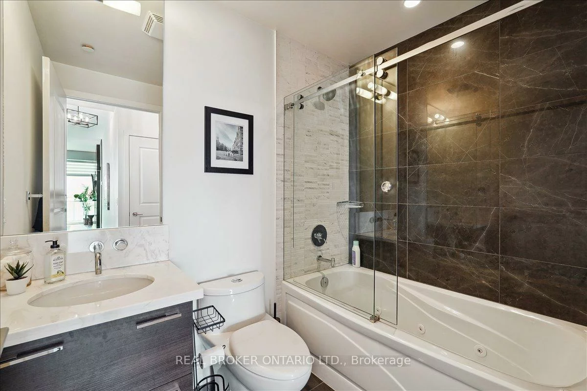 33, Shore Breeze, Mimico, Toronto