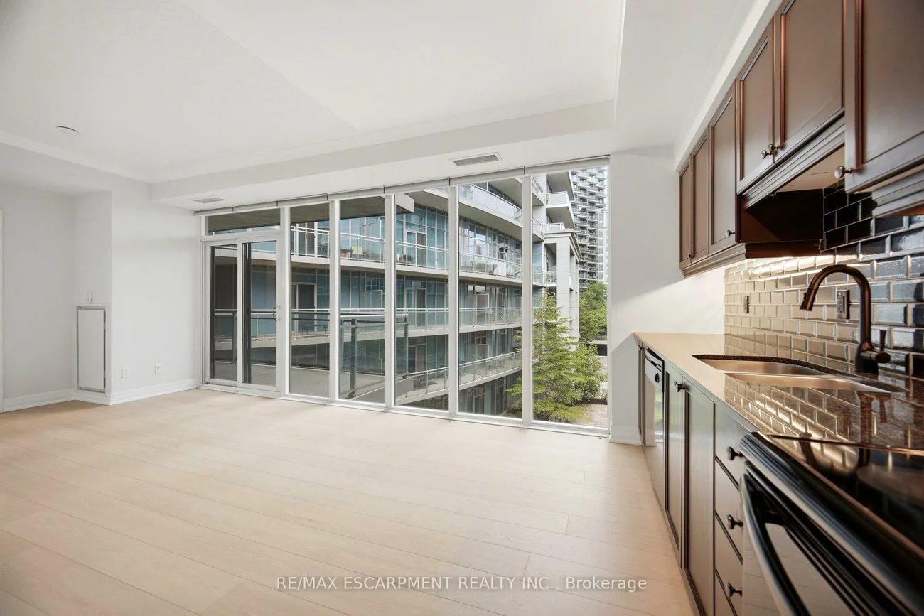 58, Marine Parade, Mimico, Toronto