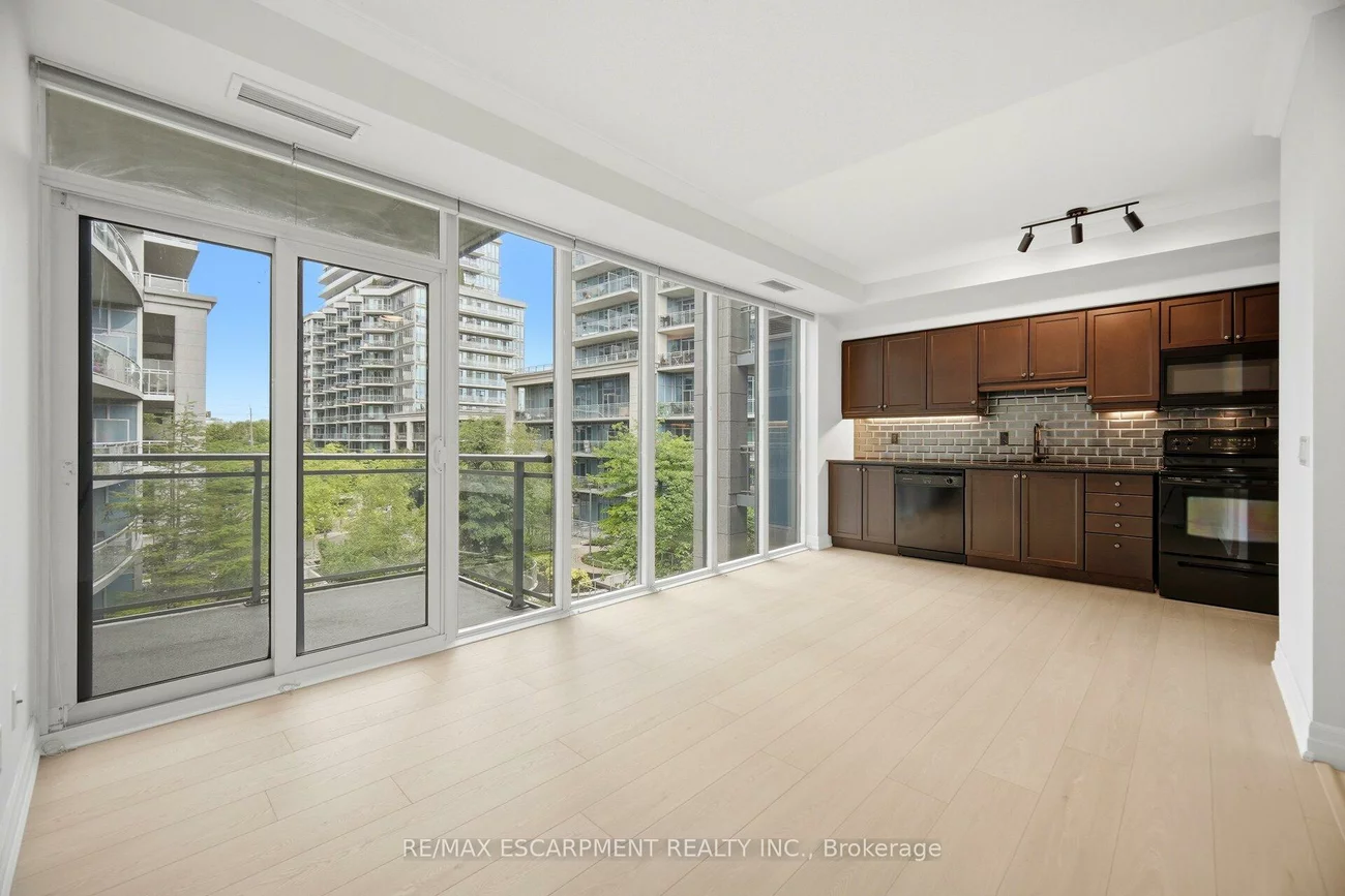 58, Marine Parade, Mimico, Toronto