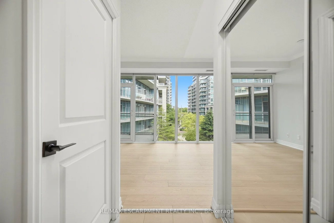 58, Marine Parade, Mimico, Toronto