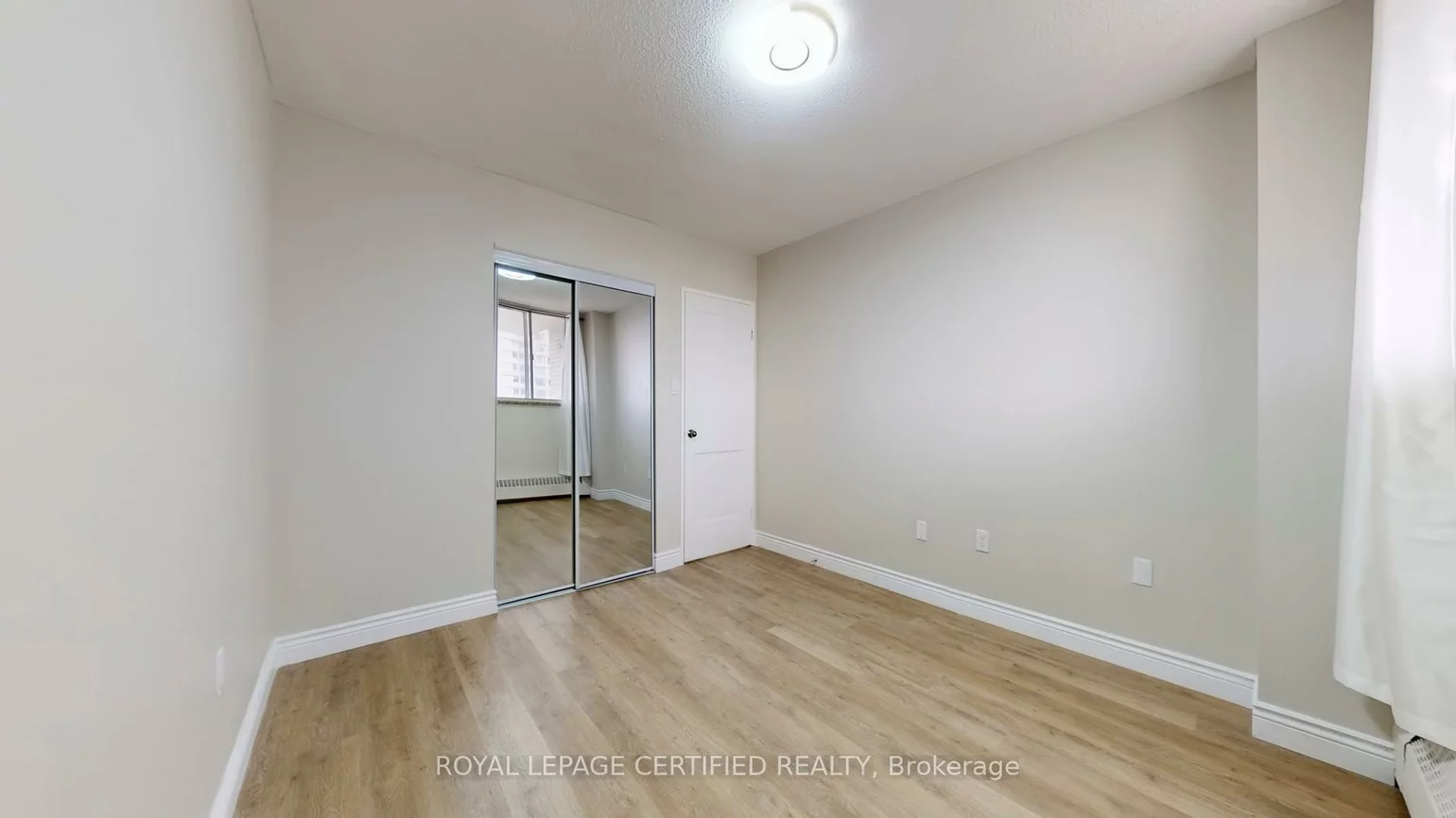 320, Dixon, Kingsview Village-The Westway, Toronto