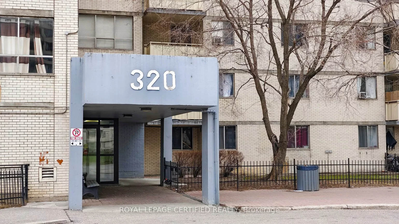 320, Dixon, Kingsview Village-The Westway, Toronto
