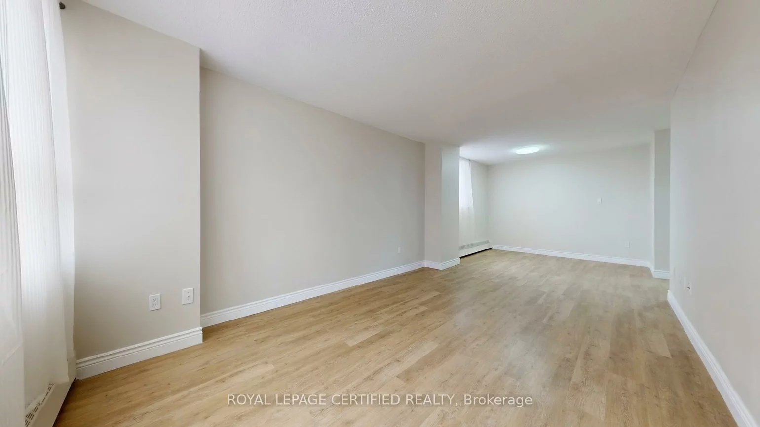 320, Dixon, Kingsview Village-The Westway, Toronto