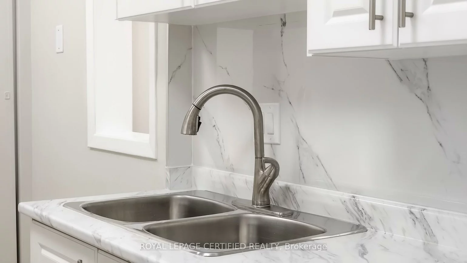 320, Dixon, Kingsview Village-The Westway, Toronto