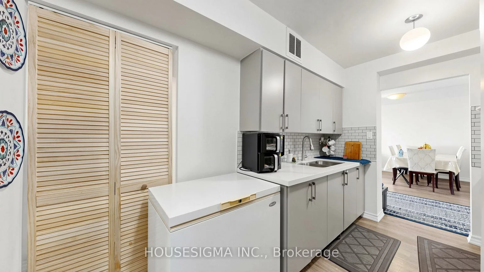 340, Dixon, Kingsview Village-The Westway, Toronto