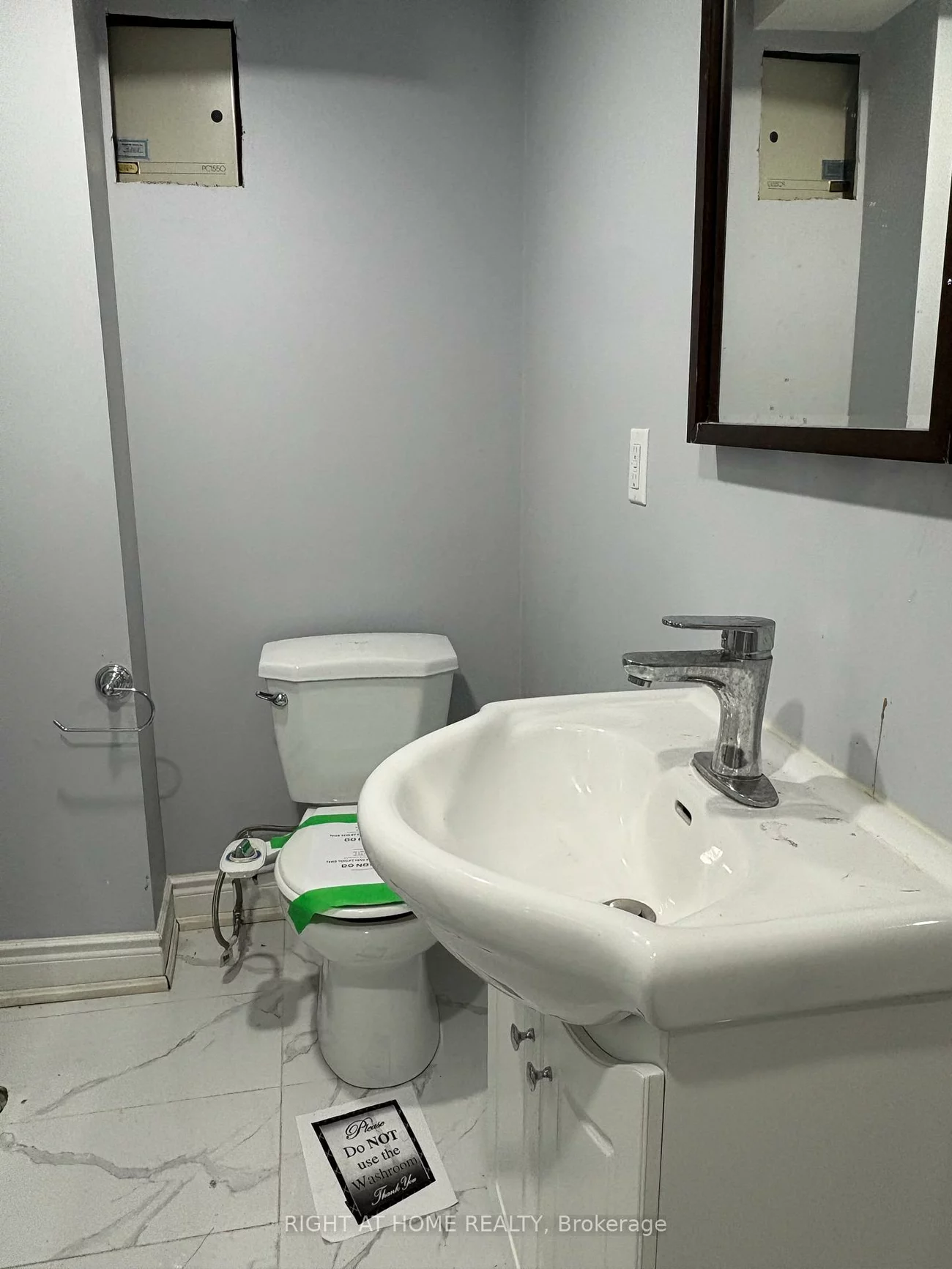 16, Litchfield, West Humber-Clairville, Toronto