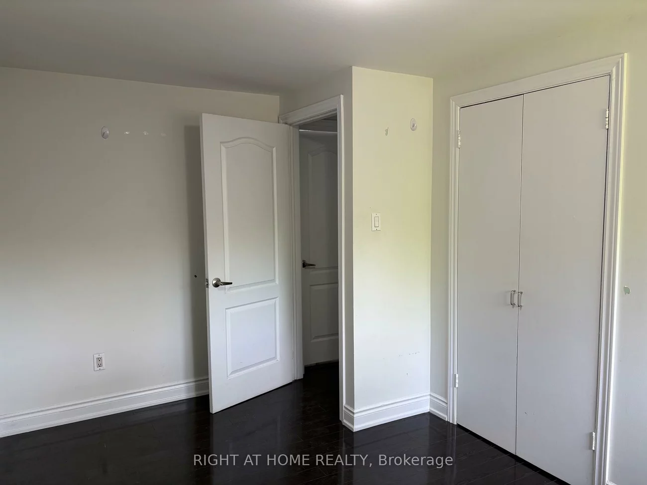 16, Litchfield, West Humber-Clairville, Toronto
