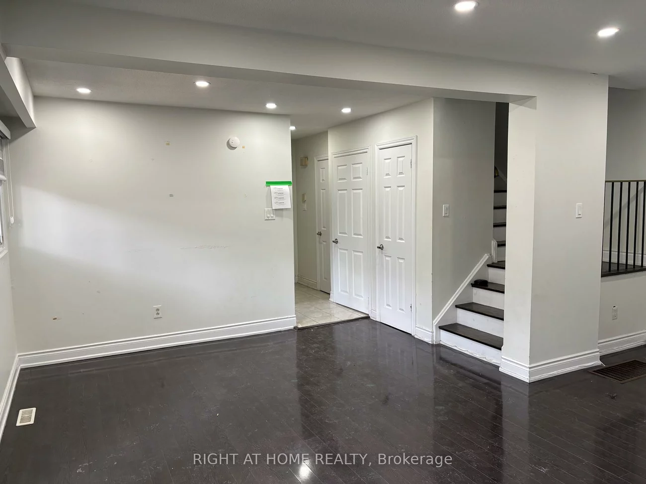 16, Litchfield, West Humber-Clairville, Toronto