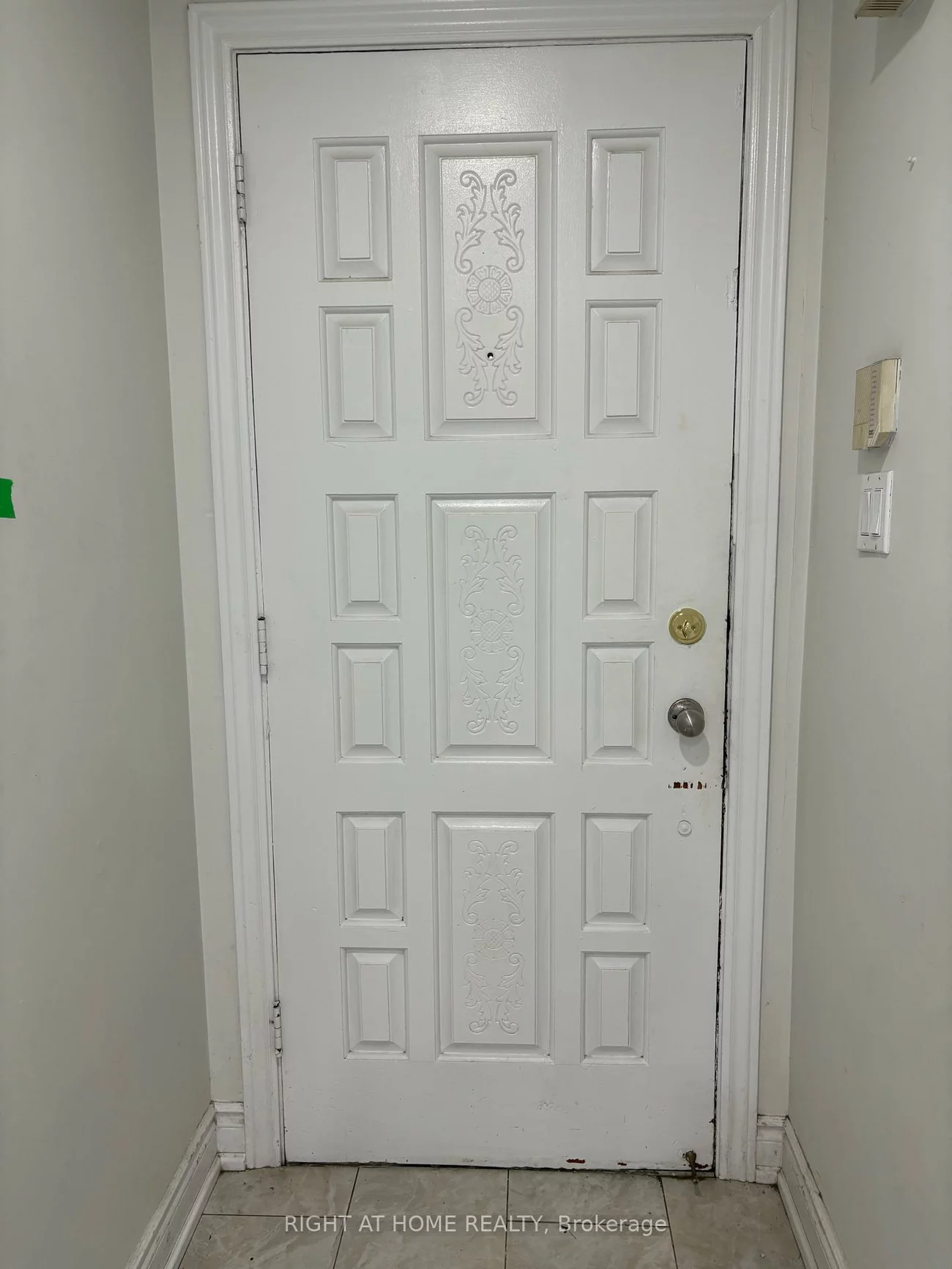 16, Litchfield, West Humber-Clairville, Toronto