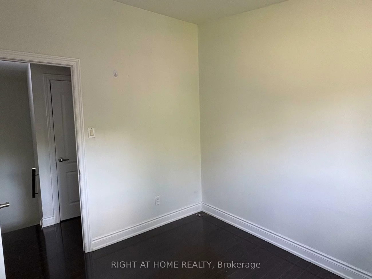 16, Litchfield, West Humber-Clairville, Toronto