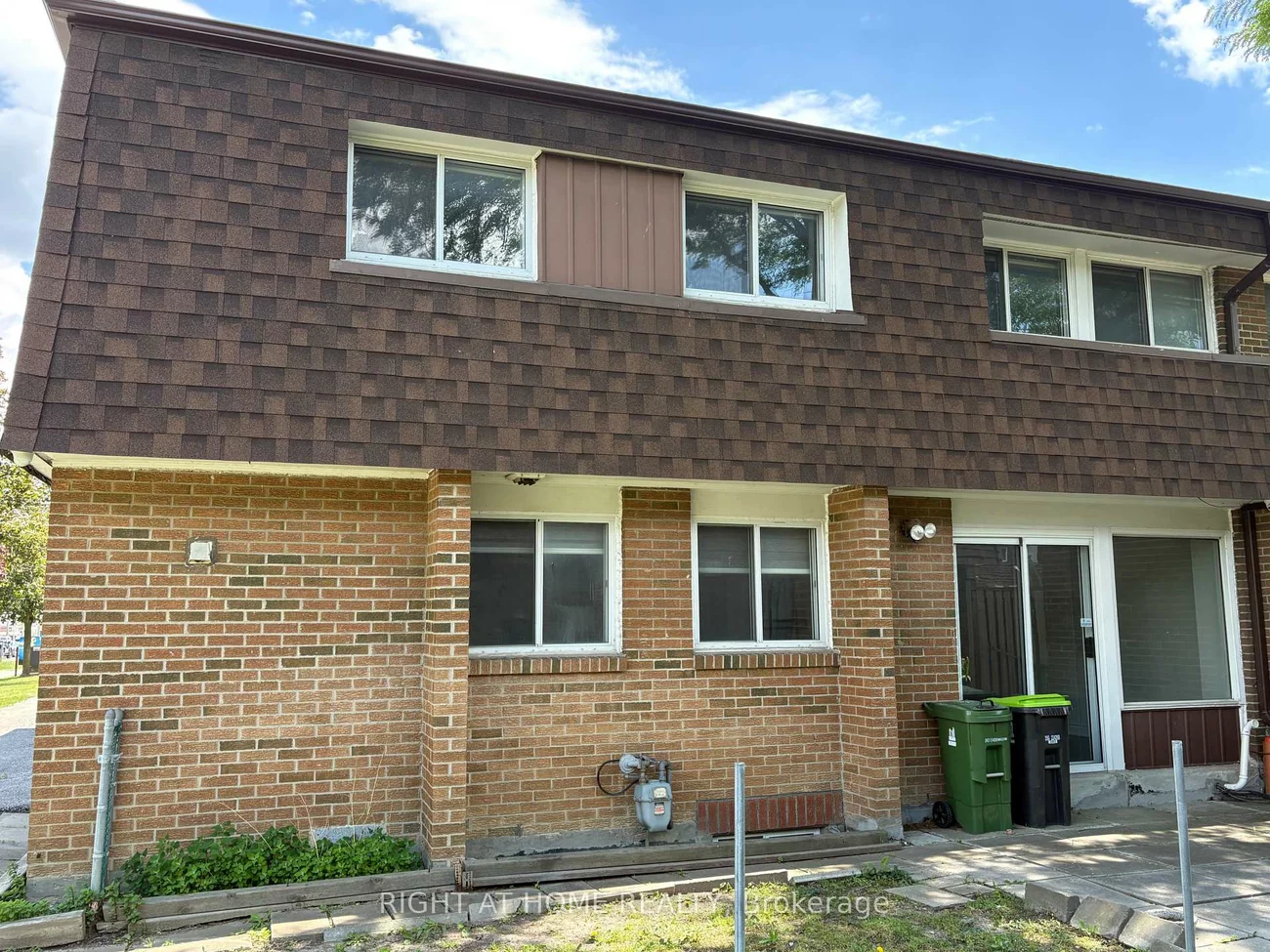 16, Litchfield, West Humber-Clairville, Toronto