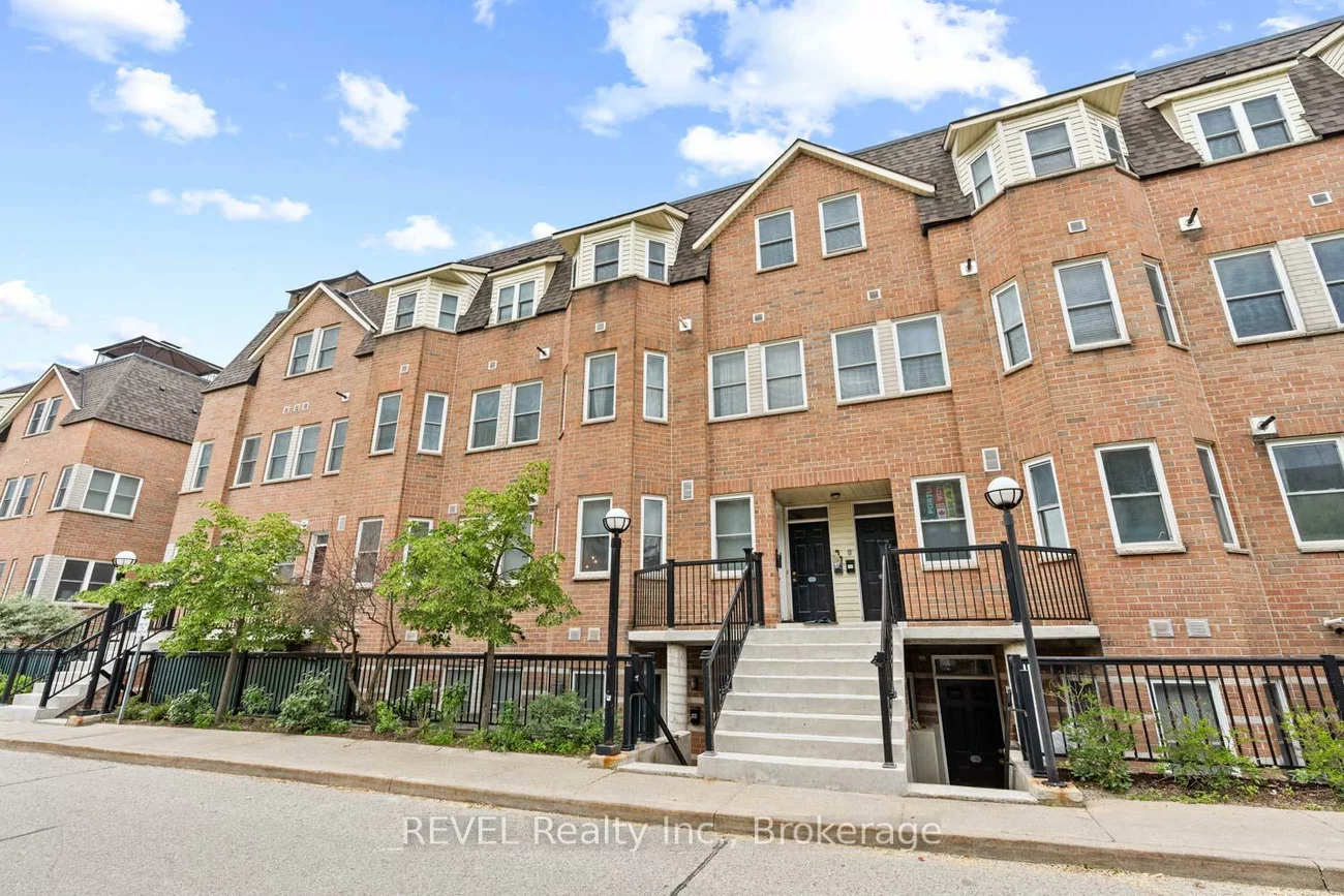 760, Lawrence, Yorkdale-Glen Park, Toronto