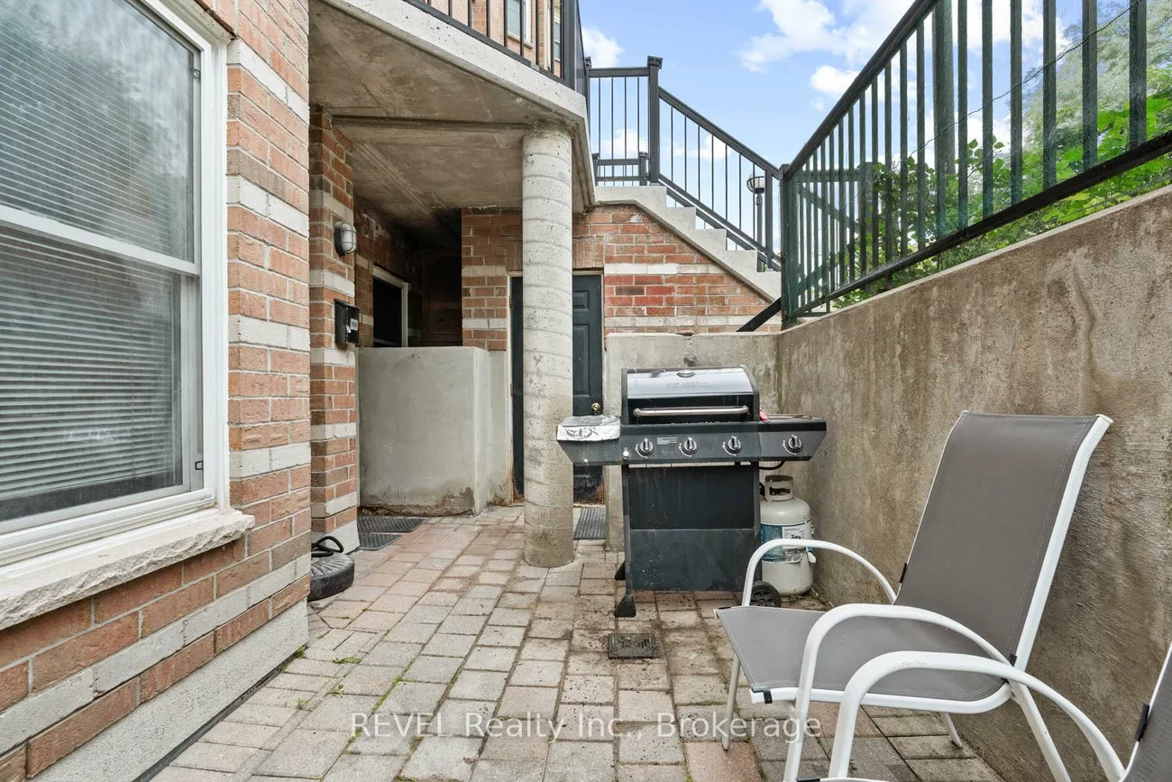 760, Lawrence, Yorkdale-Glen Park, Toronto