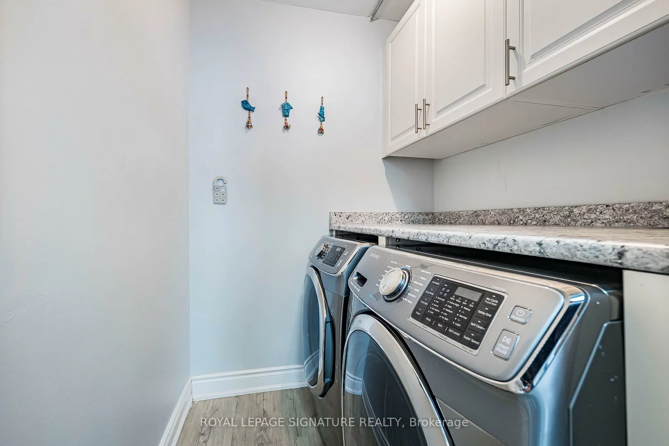 25, Four Winds, York University Heights, Toronto