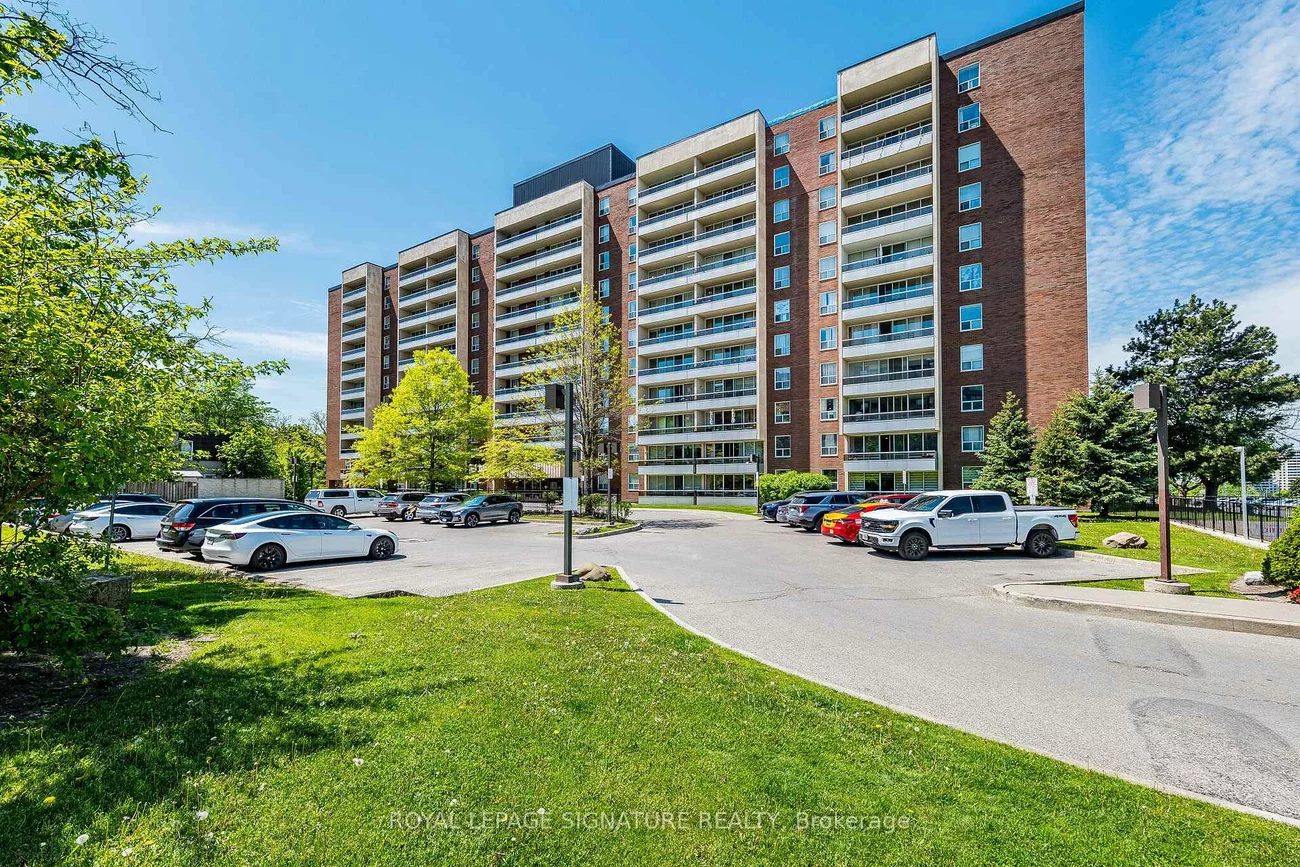 25, Four Winds, York University Heights, Toronto