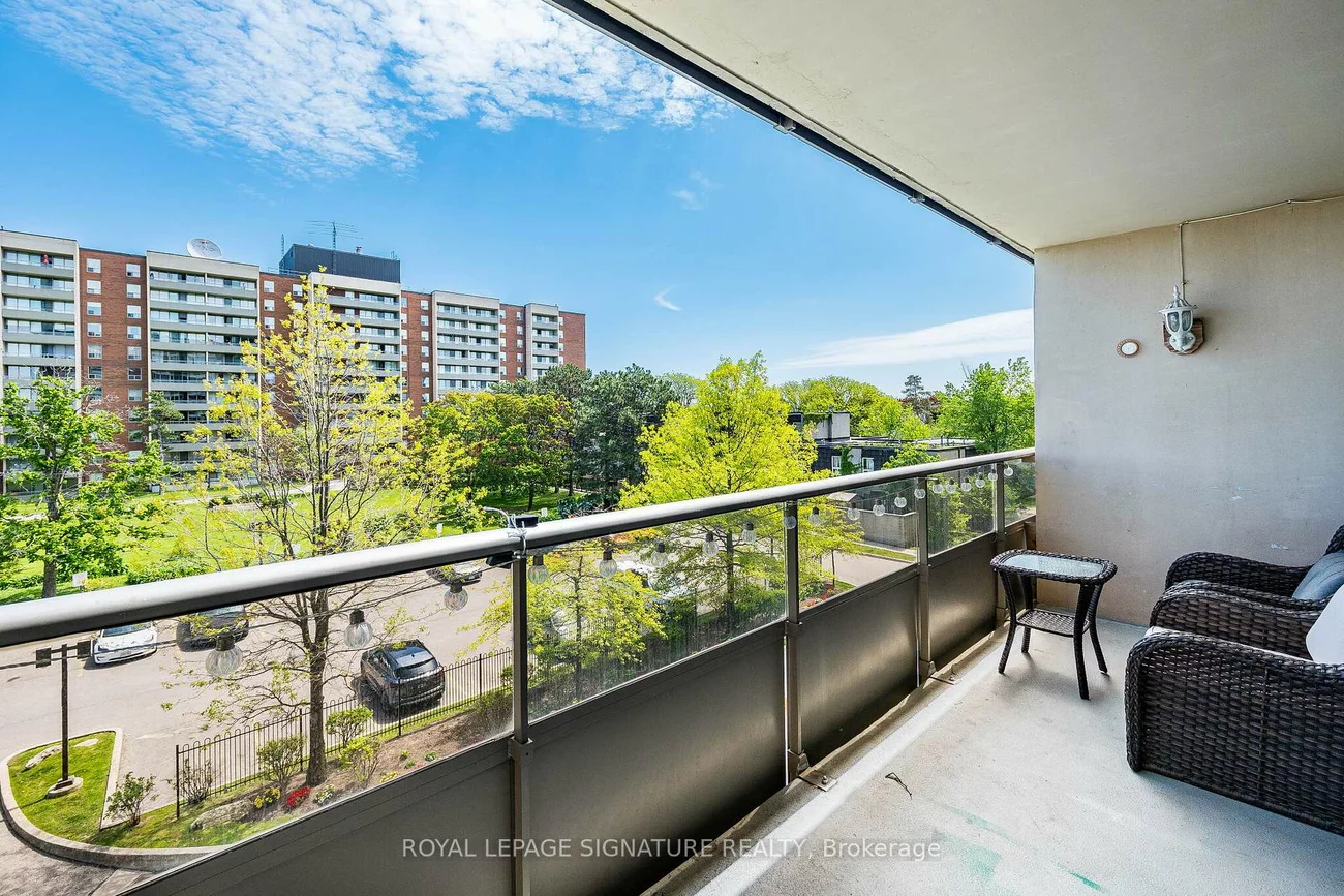 25, Four Winds, York University Heights, Toronto