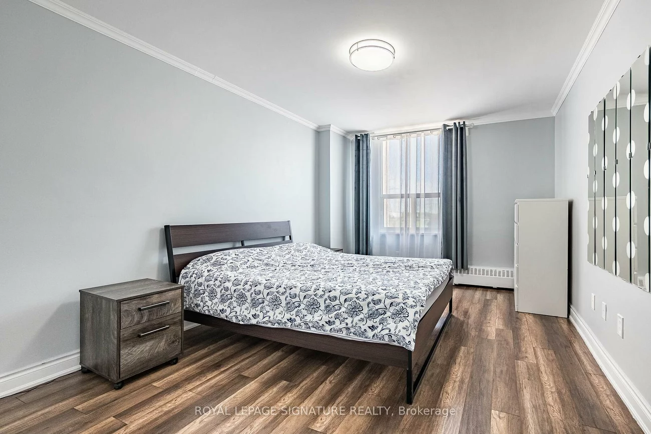 25, Four Winds, York University Heights, Toronto