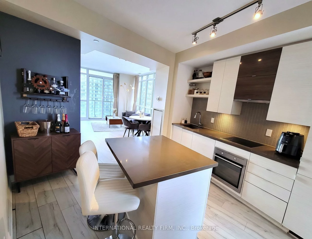 59, Annie Craig, Mimico, Toronto