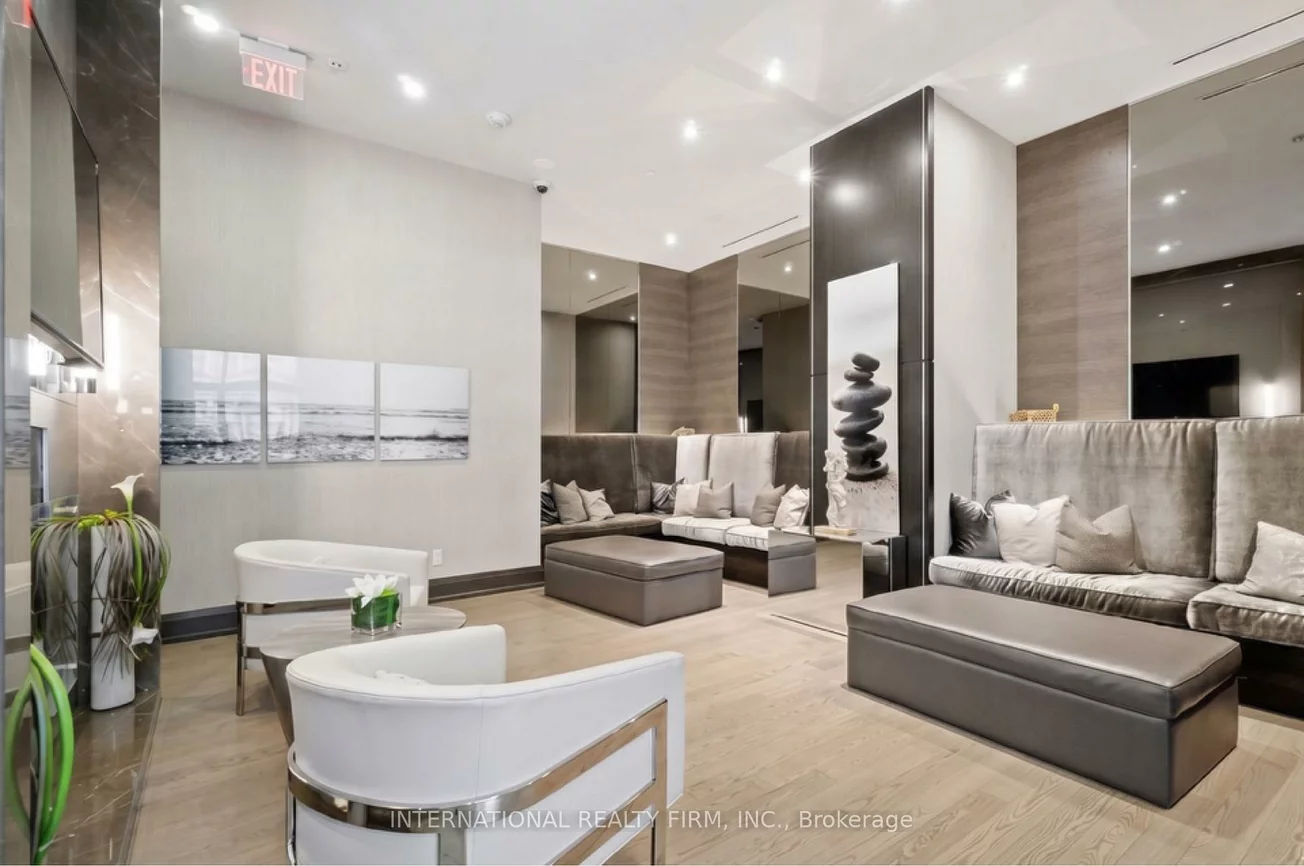 59, Annie Craig, Mimico, Toronto