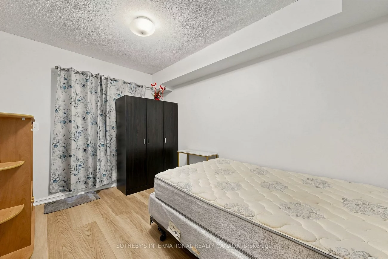 3035, Finch, Humbermede, Toronto