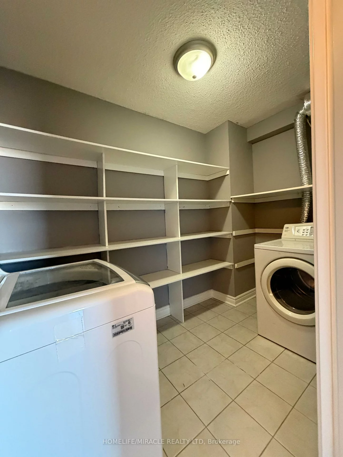 335, Driftwood, Black Creek, Toronto