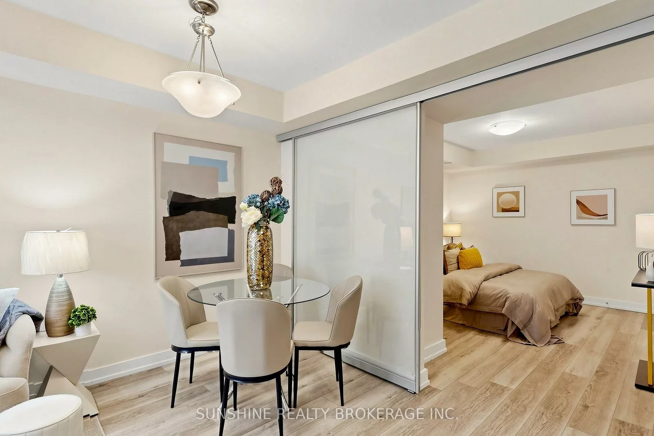 2335, Sheppard, Humberlea-Pelmo Park W5, Toronto