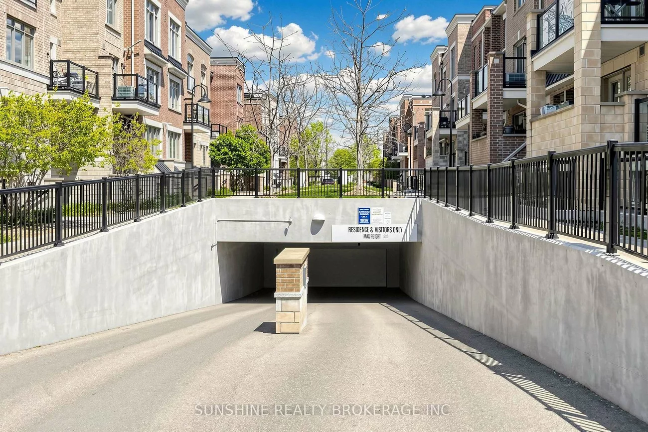 2335, Sheppard, Humberlea-Pelmo Park W5, Toronto