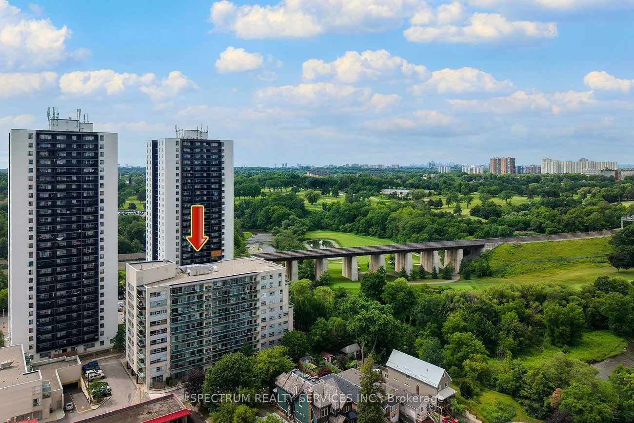 2464, Weston, Weston, Toronto
