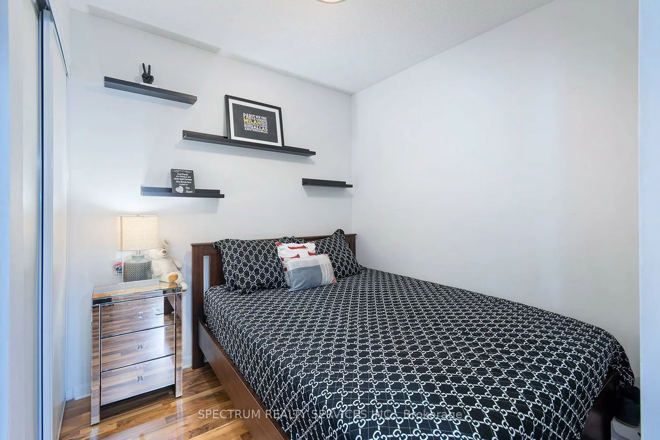 2464, Weston, Weston, Toronto