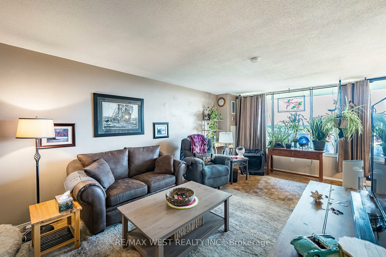 11, Wincott, Kingsview Village-The Westway, Toronto