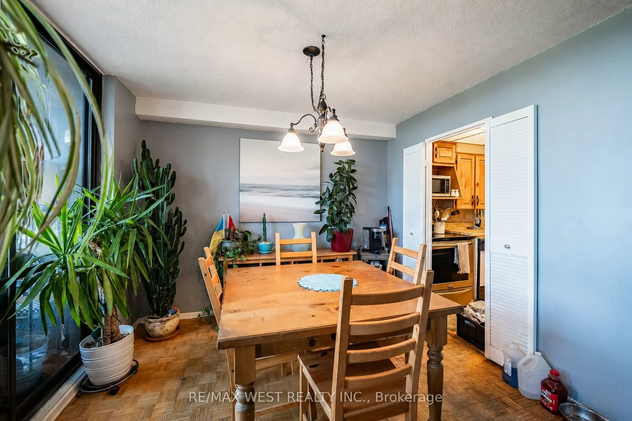 11, Wincott, Kingsview Village-The Westway, Toronto