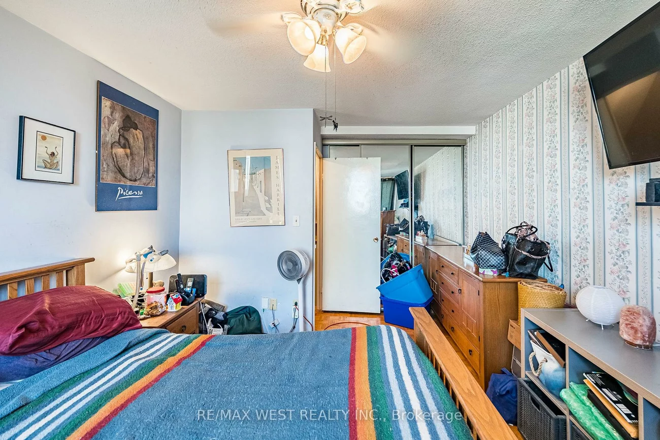 11, Wincott, Kingsview Village-The Westway, Toronto