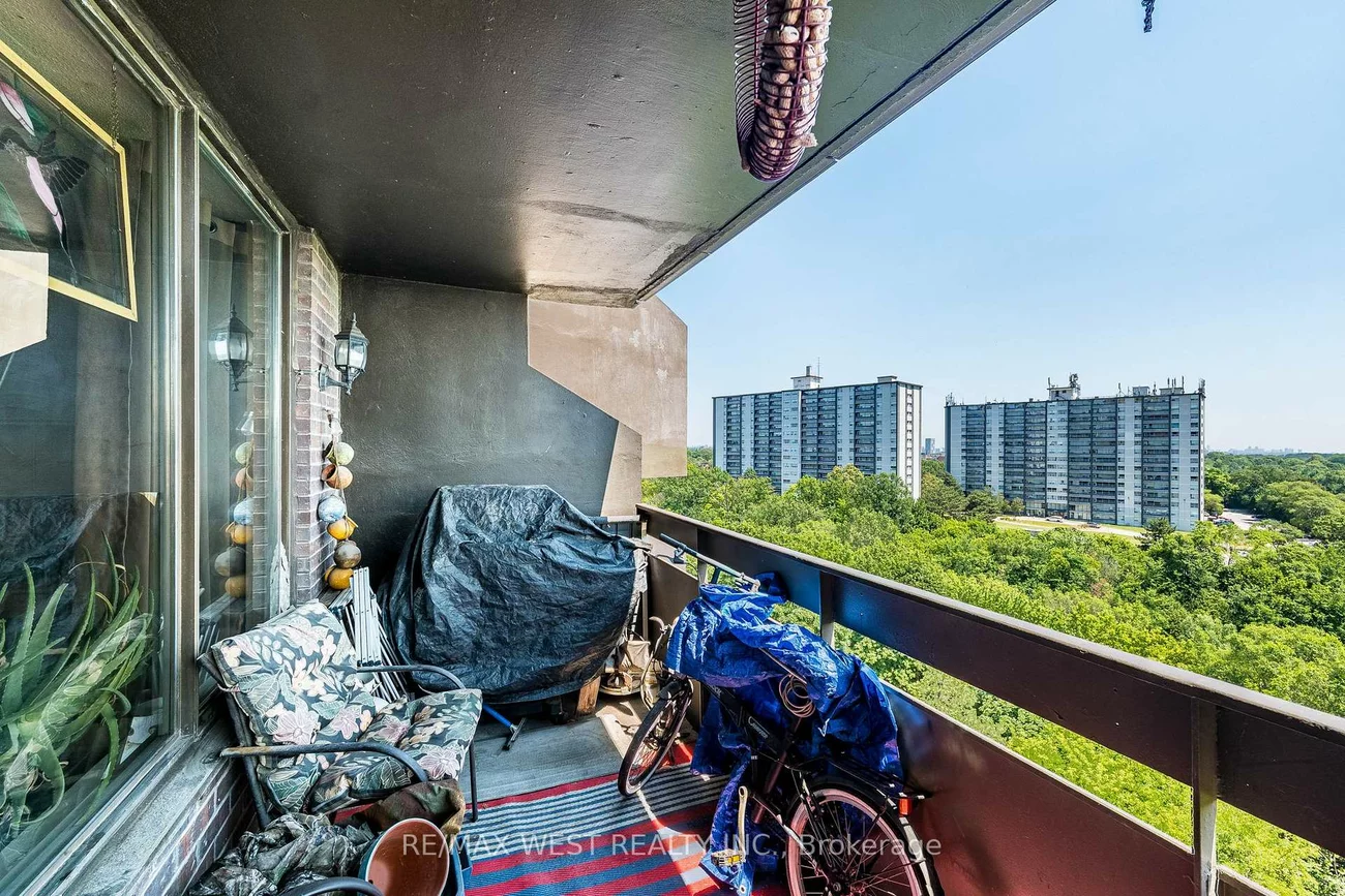 11, Wincott, Kingsview Village-The Westway, Toronto