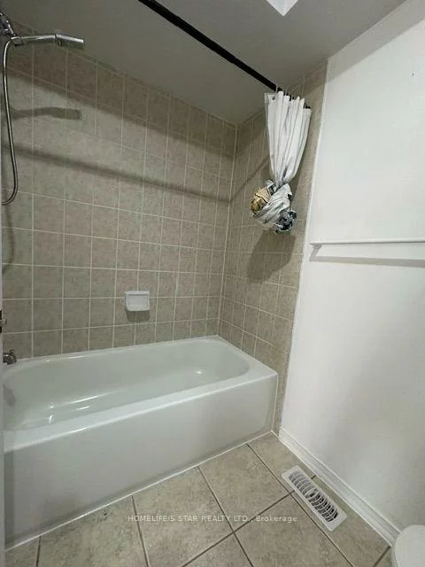 375, Cook, York University Heights, Toronto