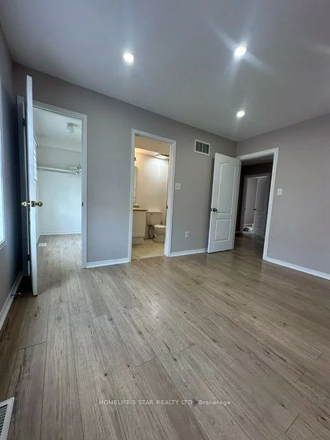375, Cook, York University Heights, Toronto