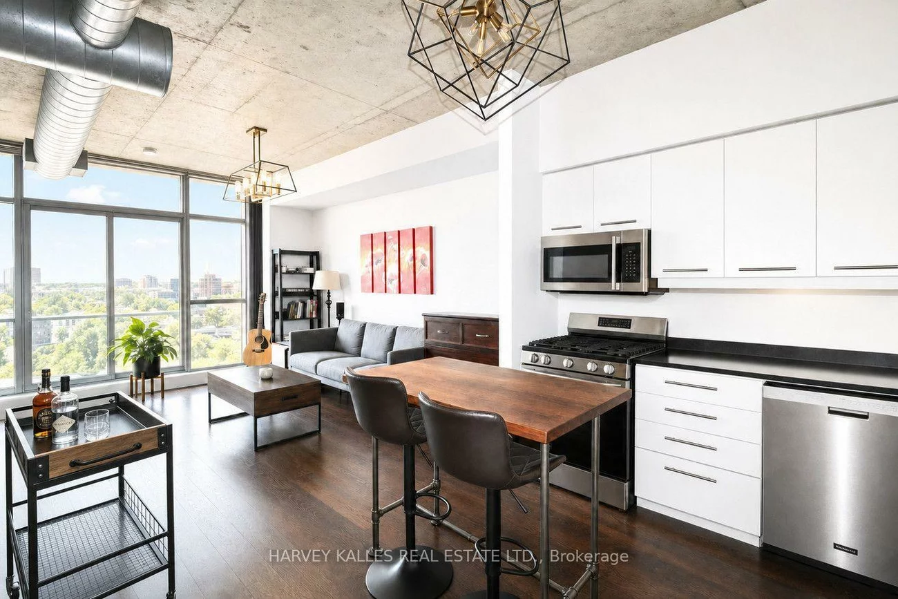 1375, Dupont, Dovercourt-Wallace Emerson-Junction, Toronto