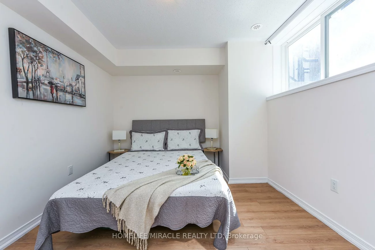 32, Fieldway, Islington-City Centre West, Toronto