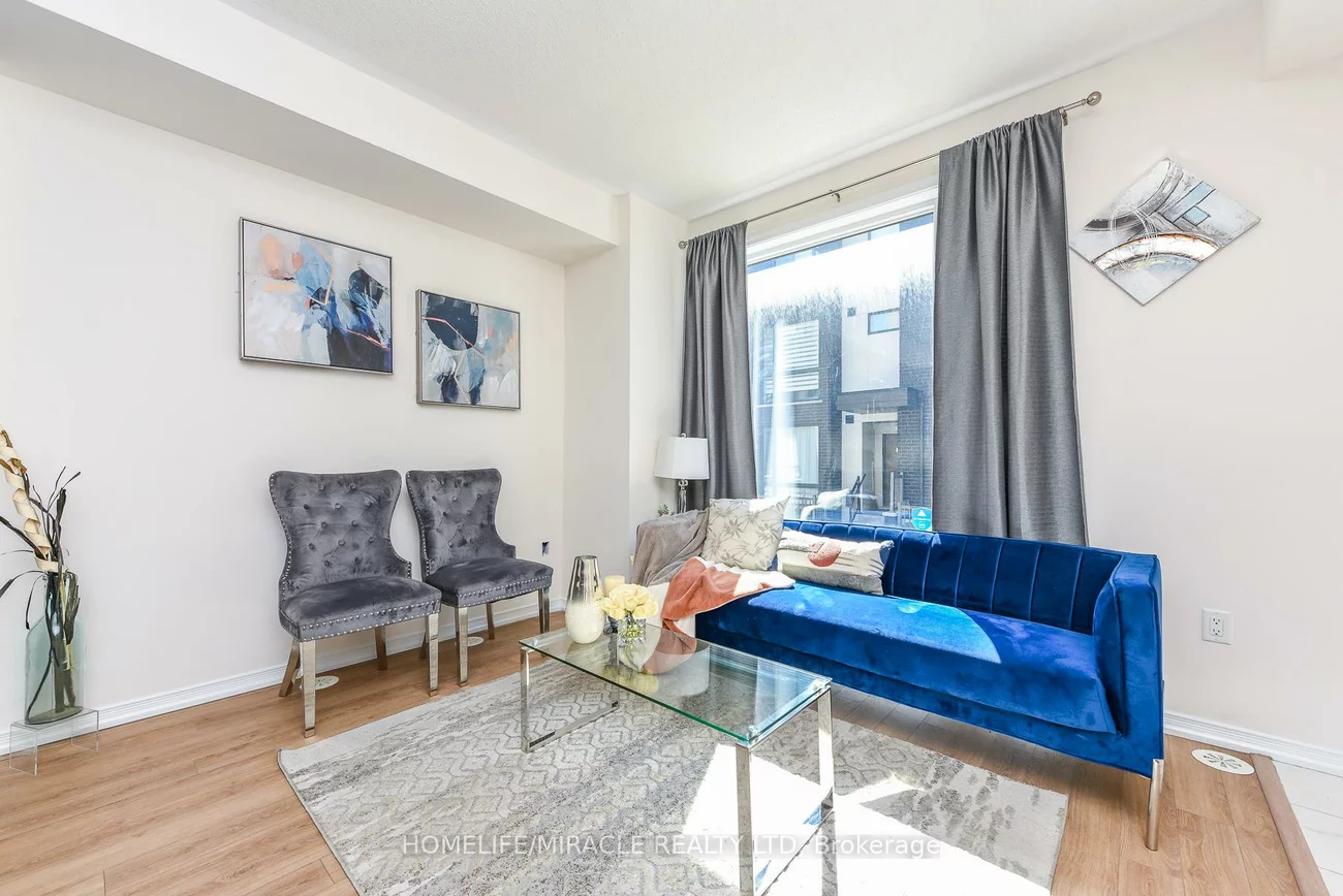 32, Fieldway, Islington-City Centre West, Toronto
