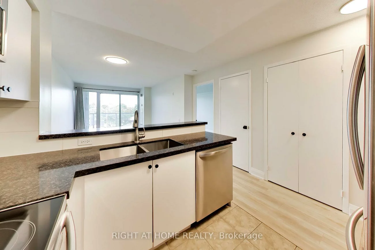 1040, The Queensway, Islington-City Centre West, Toronto