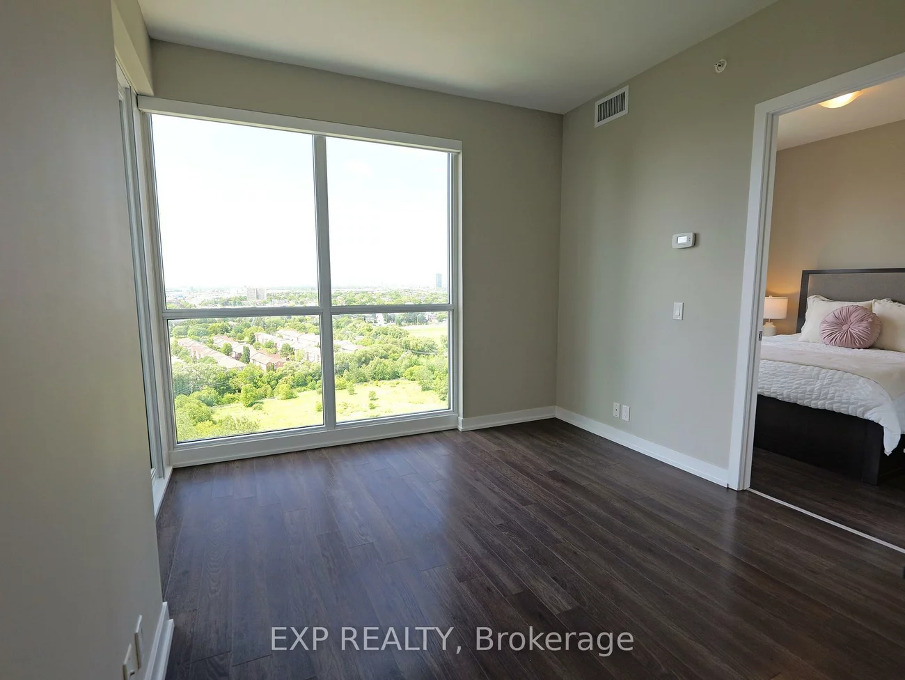 10, Park Lawn, Mimico, Toronto