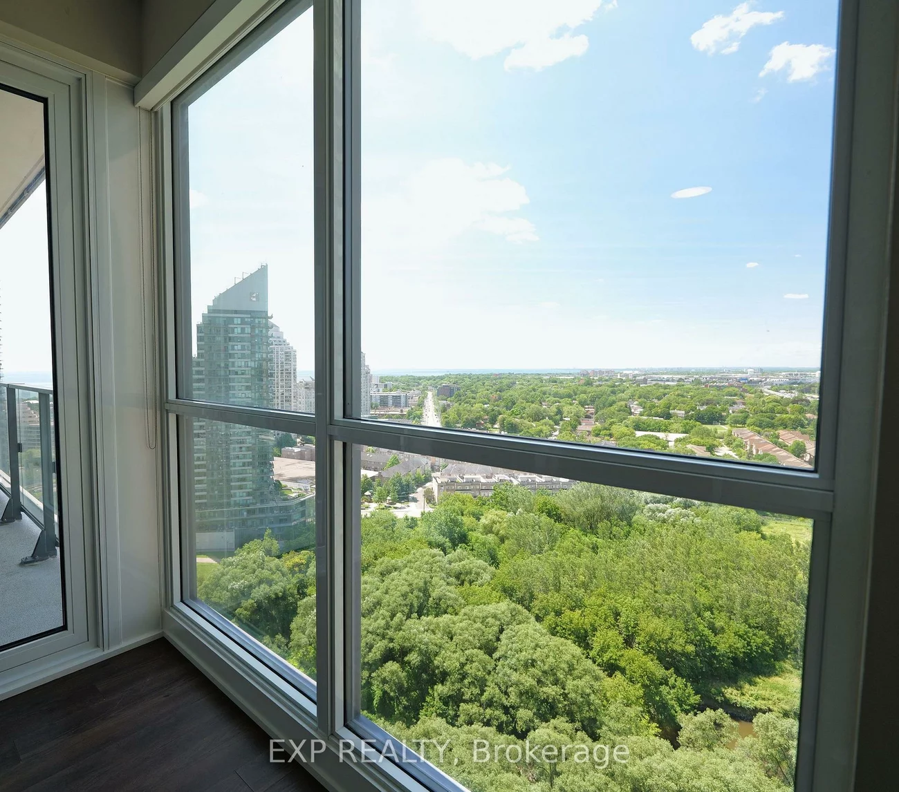 10, Park Lawn, Mimico, Toronto